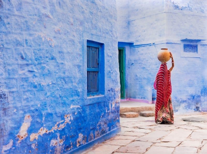 4573 Lisa Kristine Vessel India unframed WEB min
