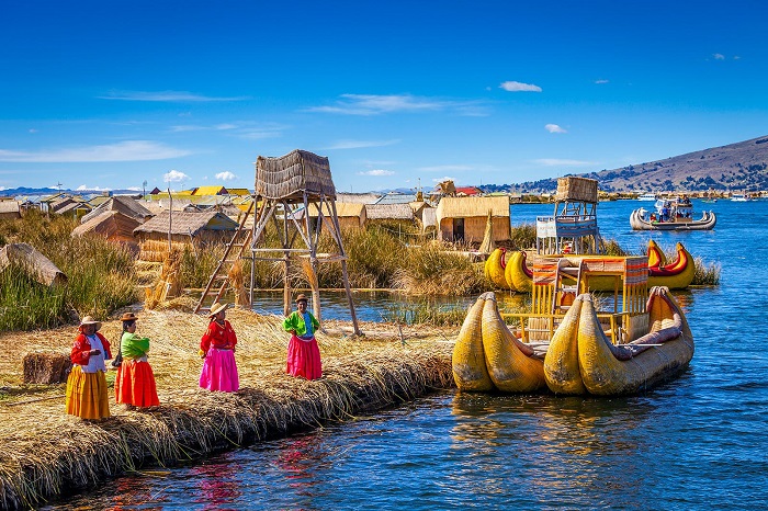 دریاچه تیتیکاکا (Titicaca) در کشور بولیوی