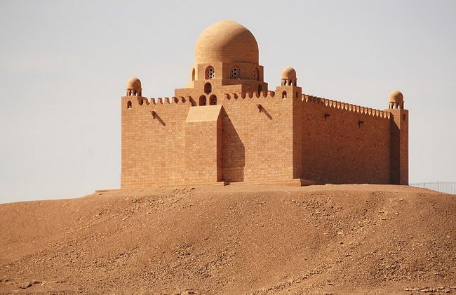 مقبره آقاخان (Aga Khan) در کشور مصر