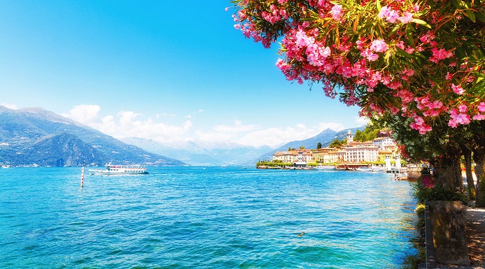 دریاچه کومو (Como) در کشور ایتالیا