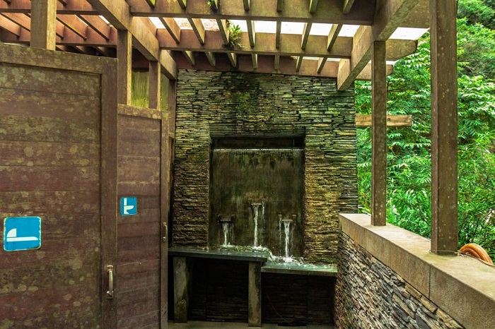 دستشویی آبشار، پارک ملی تاروکو، تایوان