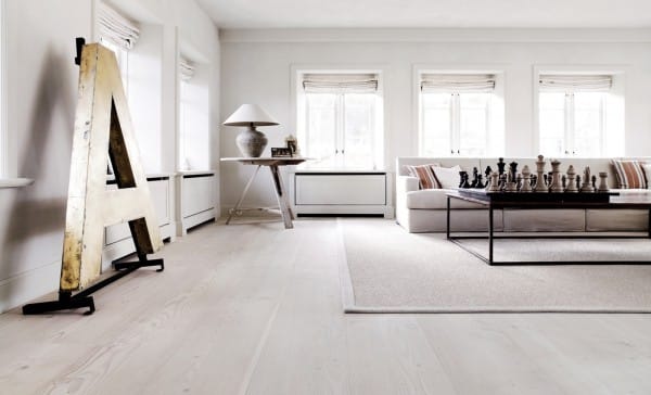bright white hardwood floor 600x364 1