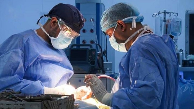 درمان انحراف ستون فقرات با جراحی