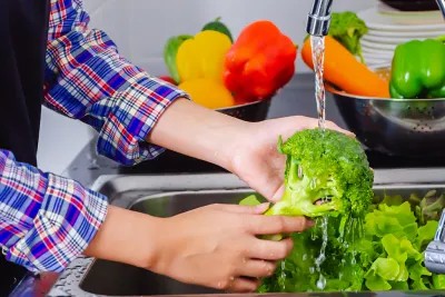 جوش شیرین برای ضدعفونی سبزیجات