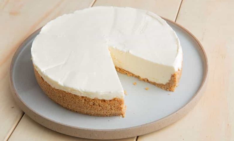 طرز تهیه چیز کیک یخچالی برای 10 نفر