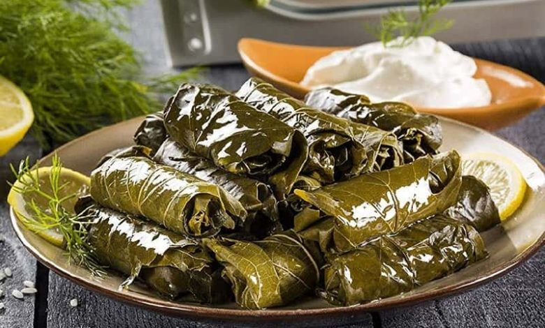 طرز تهیه دلمه برگ مو مجلسی برای 4 نفر
