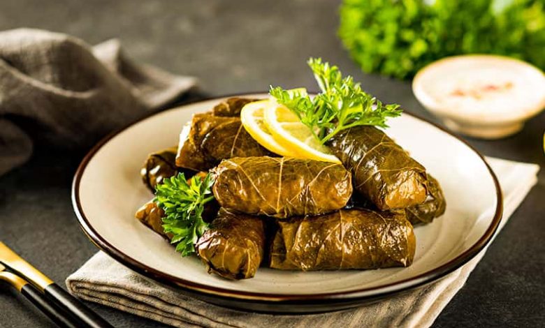 طرز تهیه دلمه برگ مو مجلسی برای 4 نفر