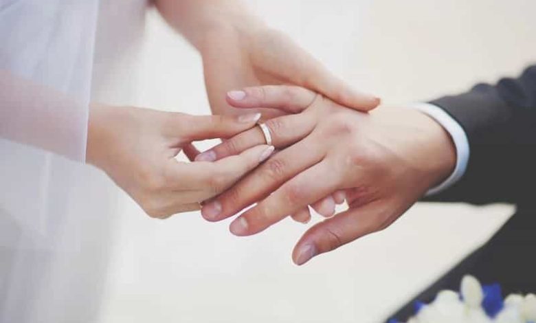 متن و پیام تبریک ازدواج بامزه و خنده دار