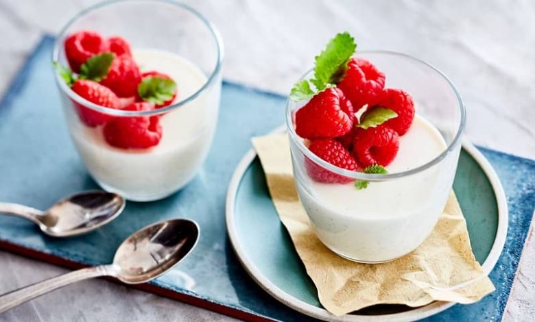 طرز تهیه پاناکوتا وانیلی مجلسی برای 4 نفر