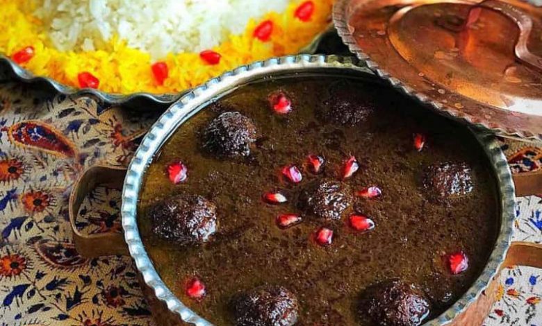 طرز تهیه فسنجان با گوشت قلقلی برای 4 نفر