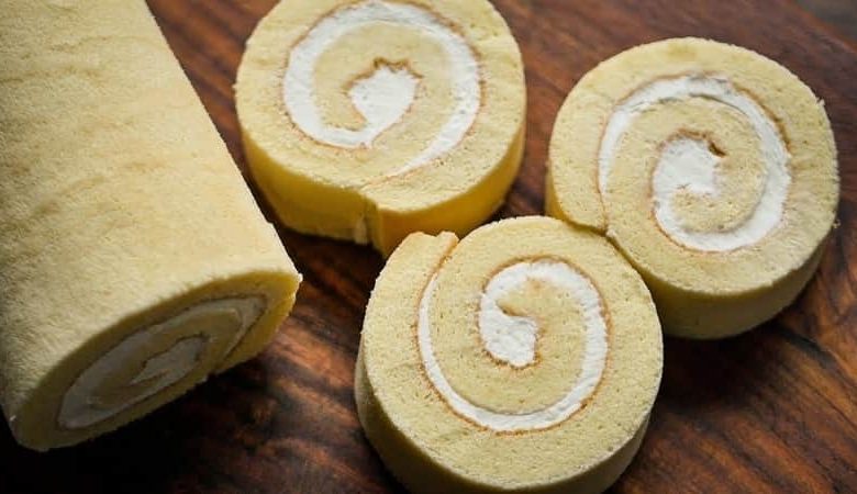 طرز تهیه رولت خامه ای برای 4 نفر