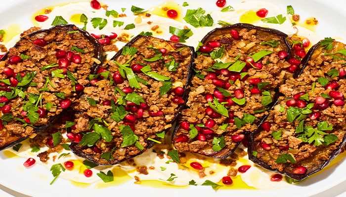 طرز تهیه 3 غذای لذیذ و فوری با بادمجان و گوشت چرخ کرده بادمجان شکم پر