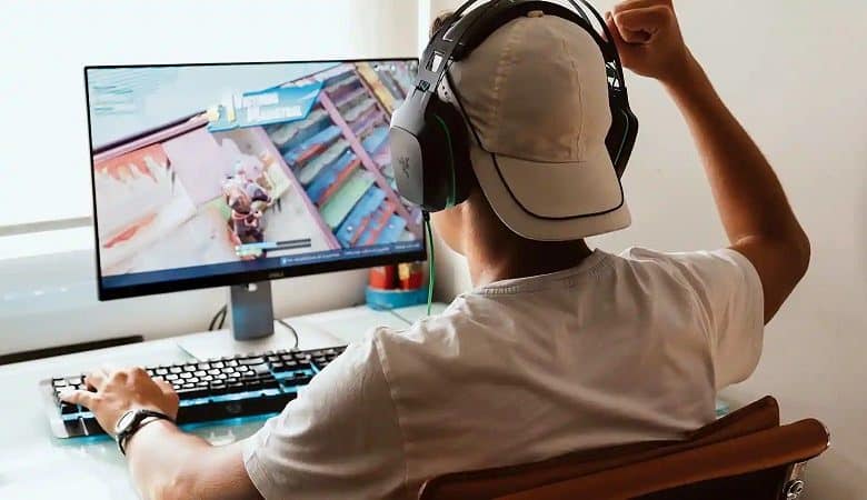 آیا میشود از بازی های آنلاین کسب درامد داشته باشیم ؟
