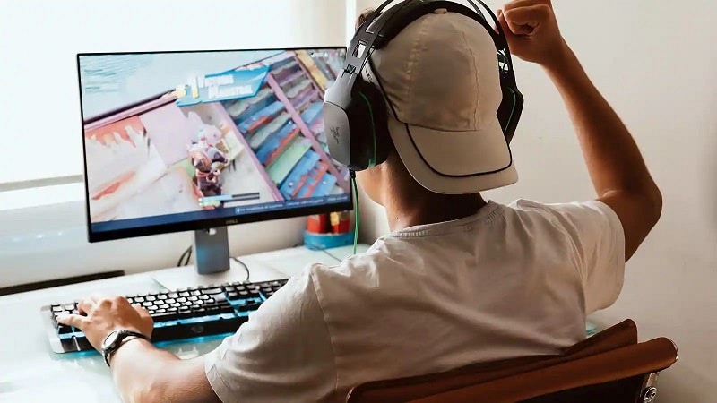 آیا میشود از بازی های آنلاین کسب درامد داشته باشیم ؟