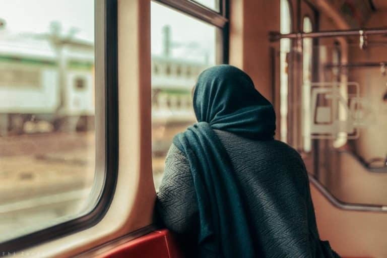 عکس پروفایل دخترونه لاکچری و خفن