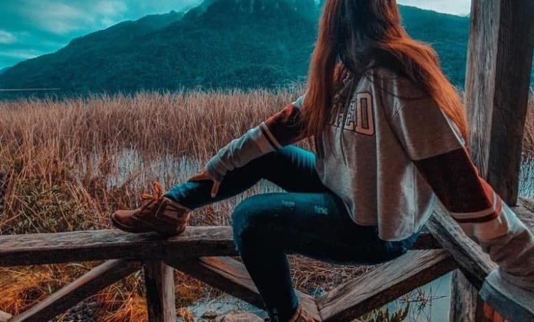 عکس دختر با چهره نامعلوم برای پروفایل