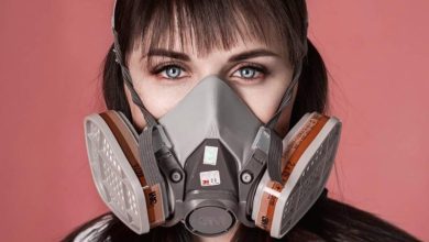 عکس دختر با ماسک شیمیایی