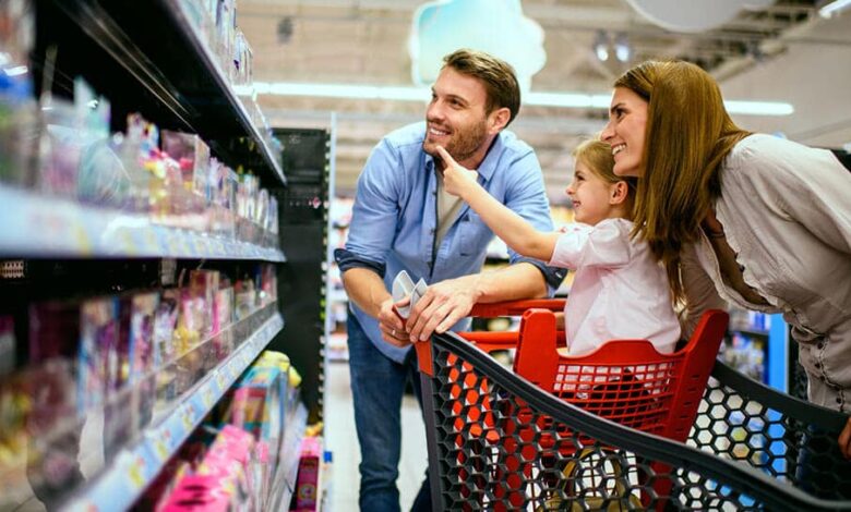 با خرید وسیلههای بازی میتوان خلاقیت کودک را افزایش داد.