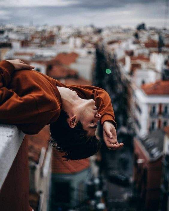 عکس غمگین پسرانه برای استوری بدون متن