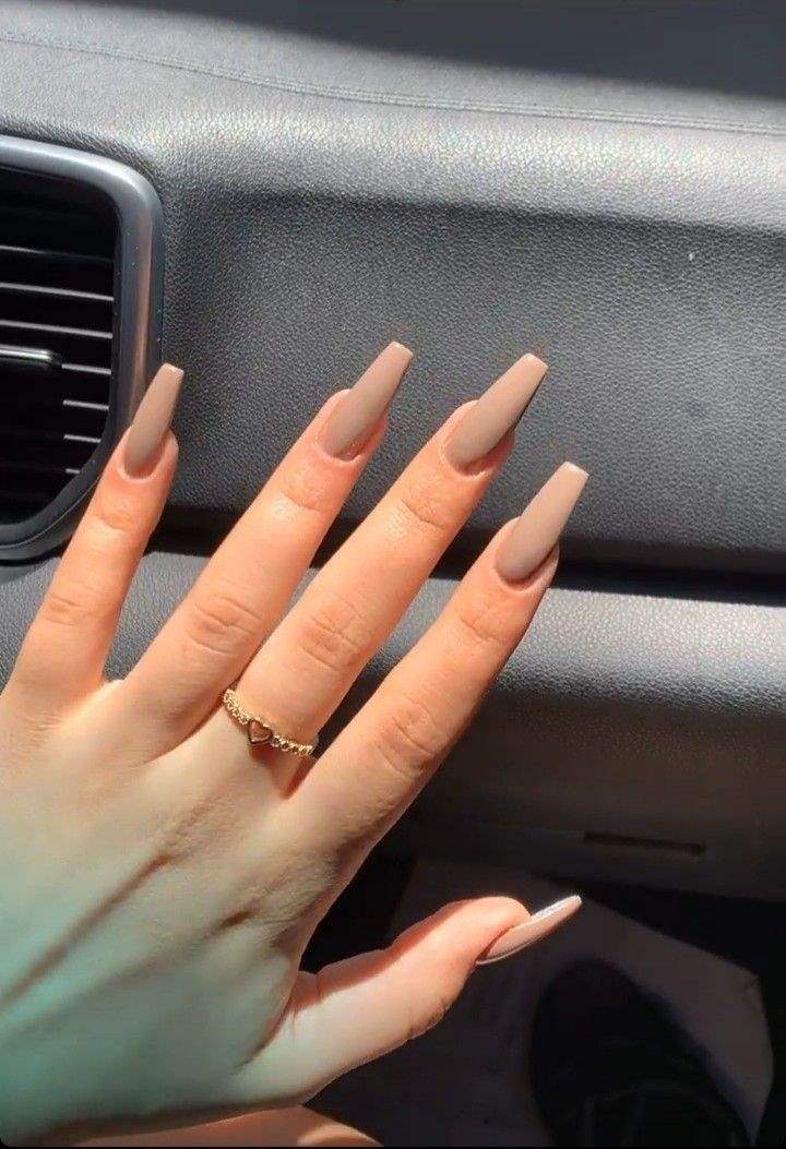 مدل ناخن با رنگ نسکافه ای