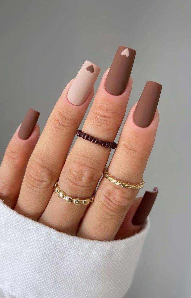 مدل ناخن با رنگ نسکافه ای