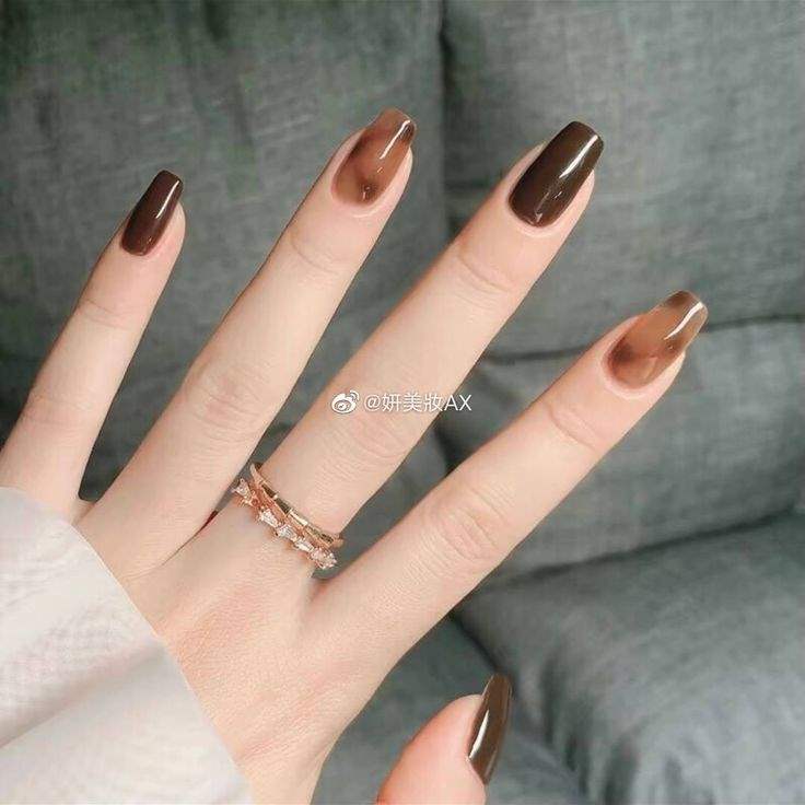 مدل ناخن با رنگ نسکافه ای