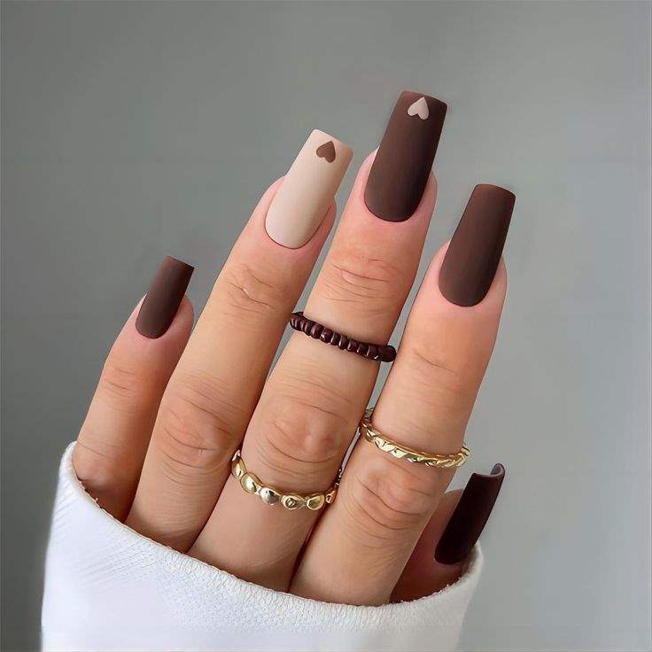 مدل ناخن با رنگ نسکافه ای