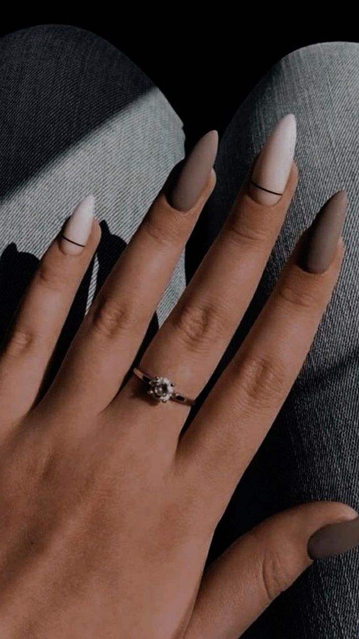 مدل ناخن با رنگ نسکافه ای
