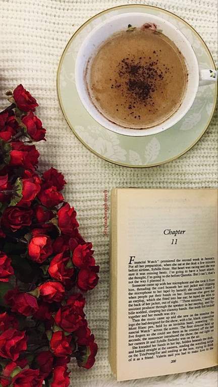 عکس پروفایل کتاب و گل و قهوه؛ 1403