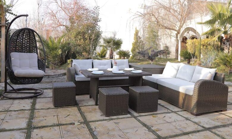 راهنمای انتخاب کاناپه برای استفاده در فضای باز و محیطهای بیرونی
