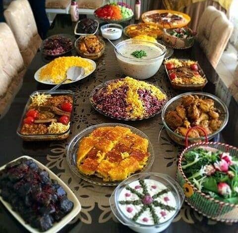 51 ایده چیدمان سفره شام برای مهمانی + سفره شام مجلسی