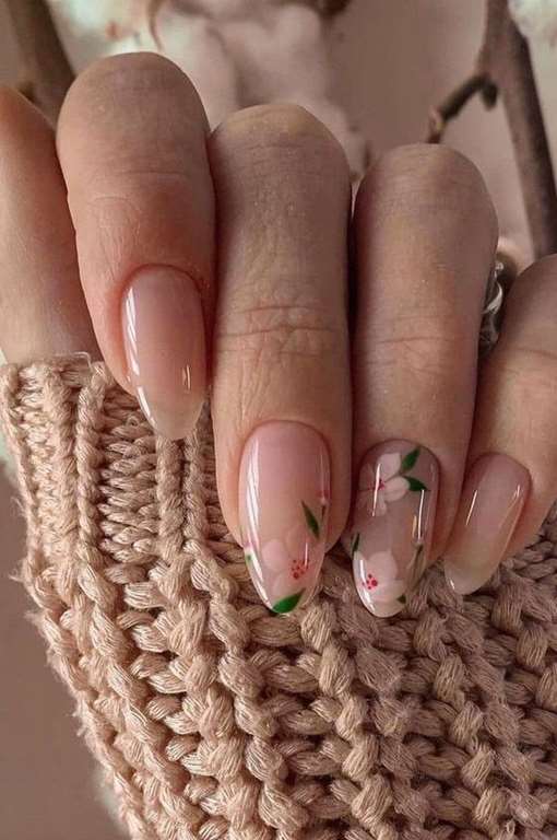 مدل ناخن با طرح گل های بهاری جدید دخترانه 1403