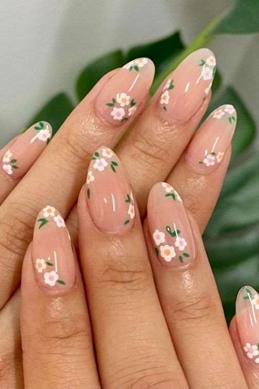 مدل ناخن با طرح گل های بهاری جدید دخترانه 1403