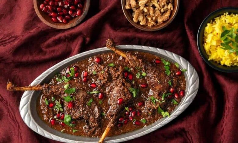 کالری خورشت فسنجون با مرغ چقدر است؟