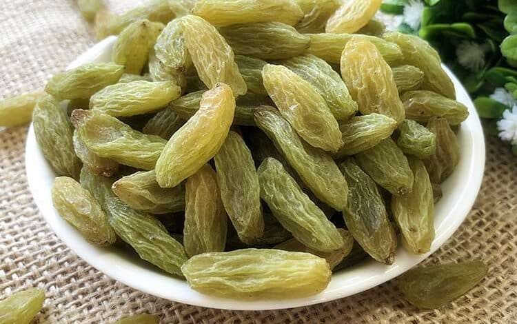 کالری کشمش سبز چقدر است؟ یک عدد + 100 گرم + یک قاشق