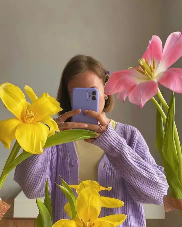 85 عکس دختر با گوشی ایفون برای پروفایل