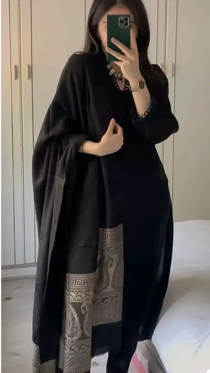 85 عکس دختر با گوشی ایفون برای پروفایل