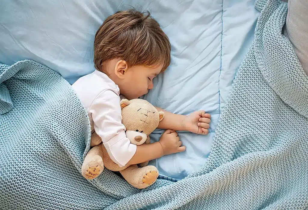 چرت زدن برای رشد کودک مناسب است