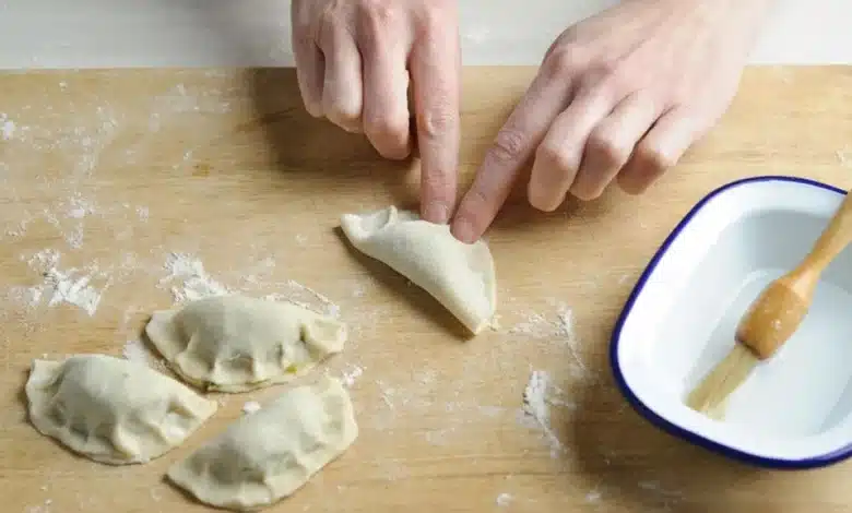 طرز تهیه خمیر پیراشکی برای 10 نفر