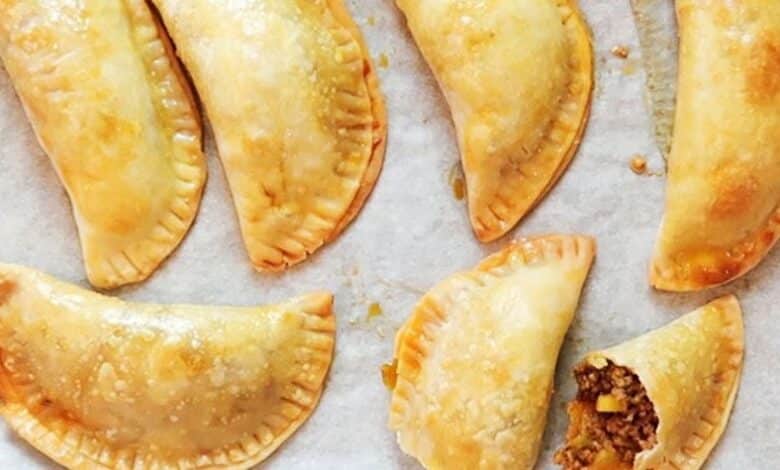طرز تهیه پیراشکی گوشت برای 10 نفر