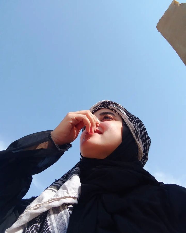 عکس پروفایل دختر عربی با چفیه 16