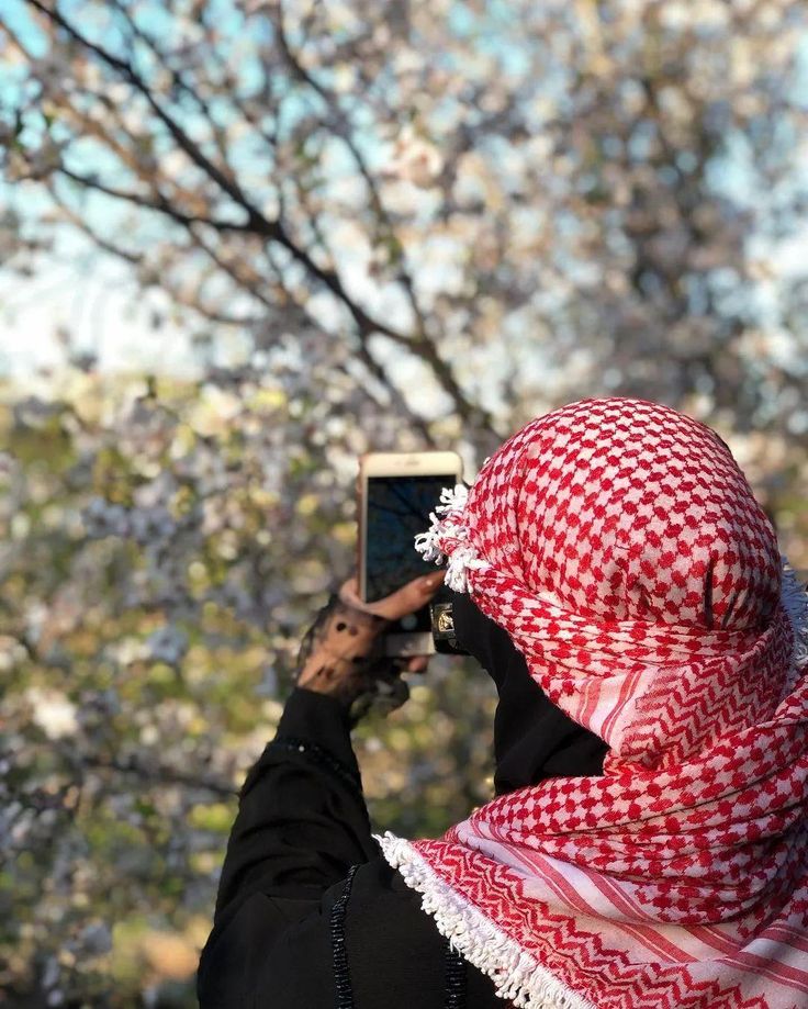 عکس پروفایل دختر عربی با چفیه 4