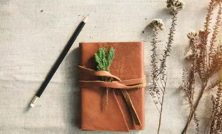 فواید نوشتن خاطرات روزانه برای سلامت ذهن
