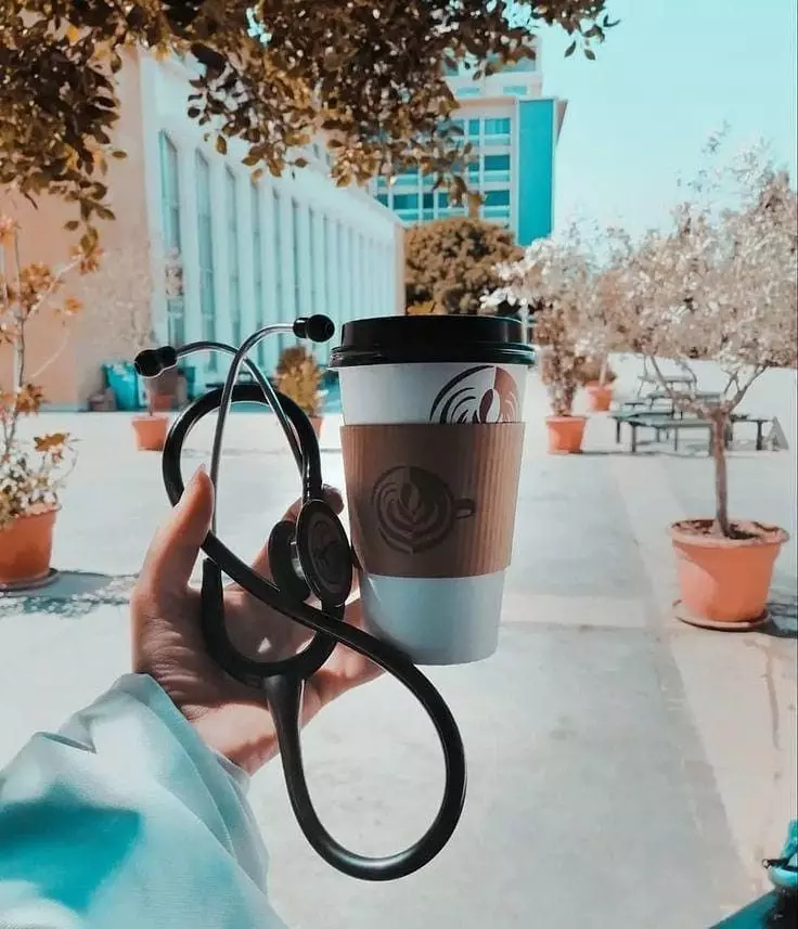 عکس پروفایل دخترانه پزشکی 11