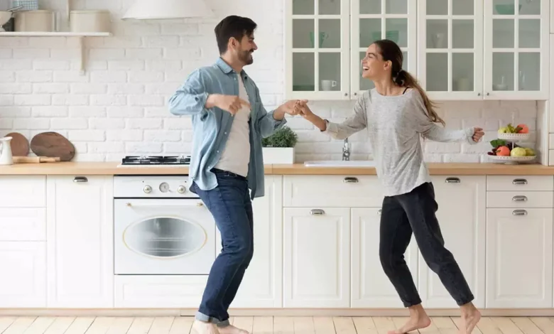10 راهکار ساده و مؤثر برای تقویت روابط زناشویی و افزایش صمیمیت