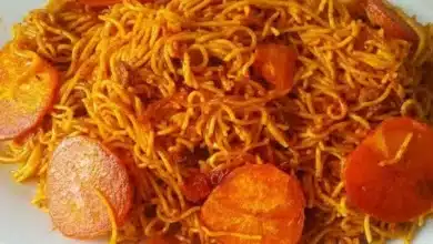 طرز تهیه ماکارونی برای 15 نفر با گوشت چرخ کرده [مجلسی و خوشمزه]