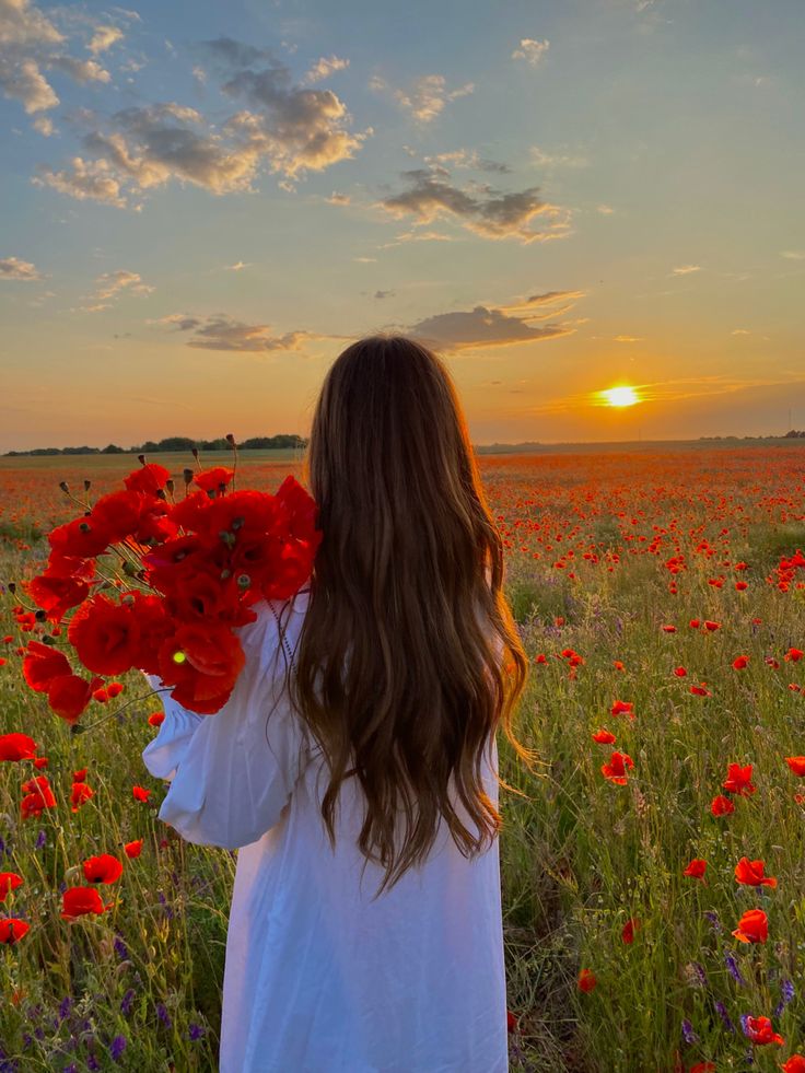 عکس دختر با گل شقایق 20