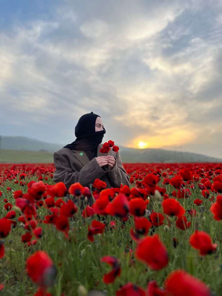 عکس دختر با گل شقایق 38