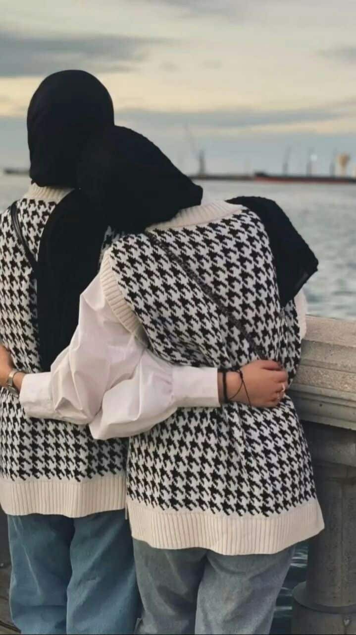 عکس پروفایل دخترونه خفن اسپرت دو نفره 29