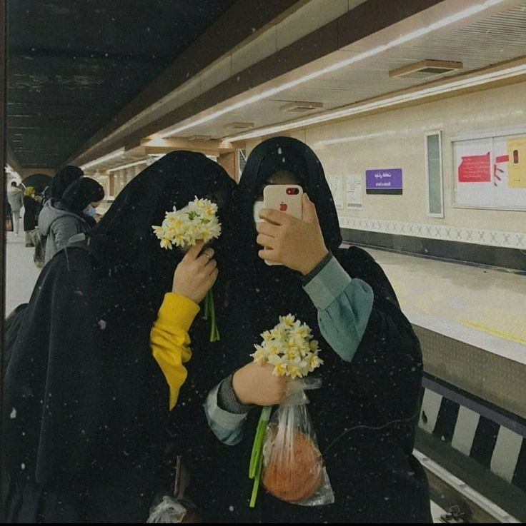 عکس پروفایل دخترونه خفن اسپرت دو نفره 37